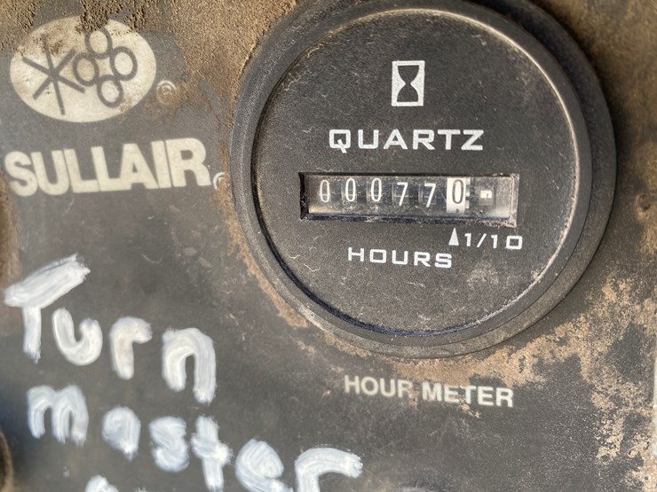 #1222-•-sullair-185q-towable-air-compressor-(st.-nazianz,-wi)-image-13