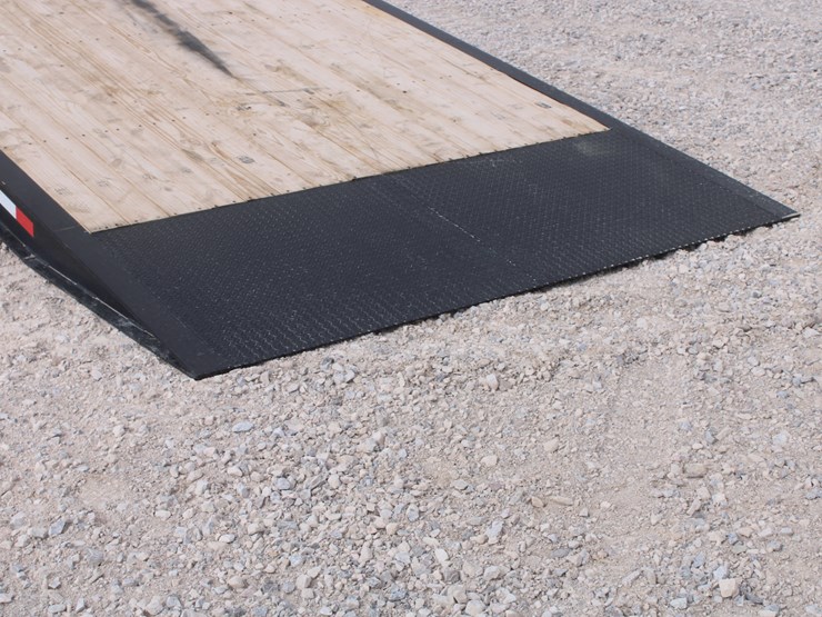 #2021-•-industrious-america-adjustable-load-ramp-32k-lb-capacity-image-5