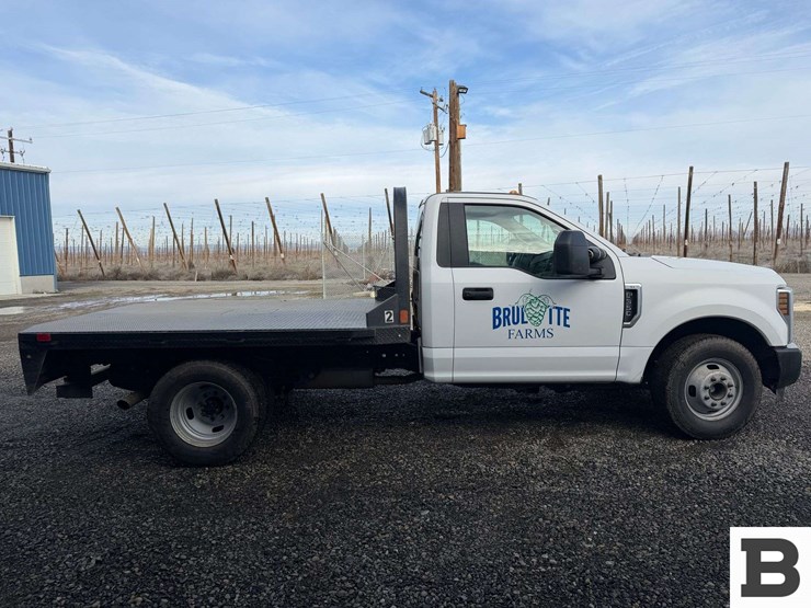 2019-ford-f350-image-8