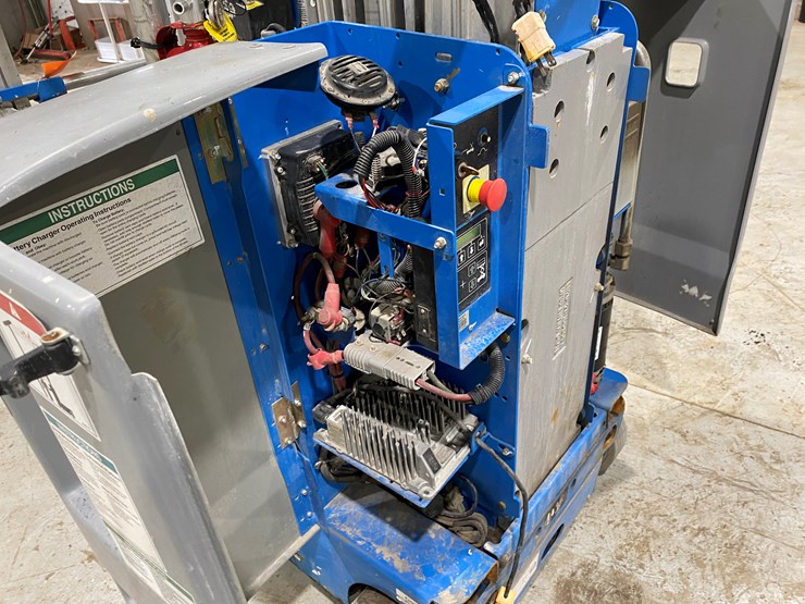 #1226-•-2016-genie-run-about-gr-20-lift-(bryant,-wi)-image-20