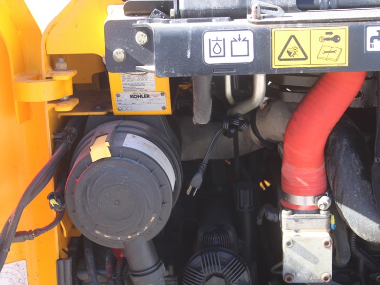 2014-jcb-205-image-23