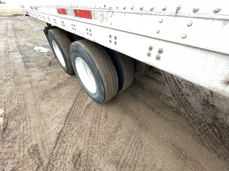 #1264-•-2011-wabash-semi-trailer-(title-in-delay)-(denmark,-wi)-image-32