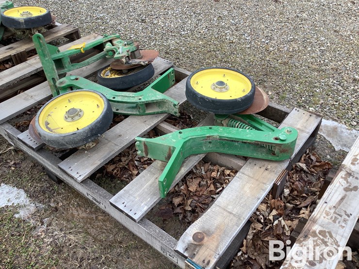 john-deere-1775-image-5