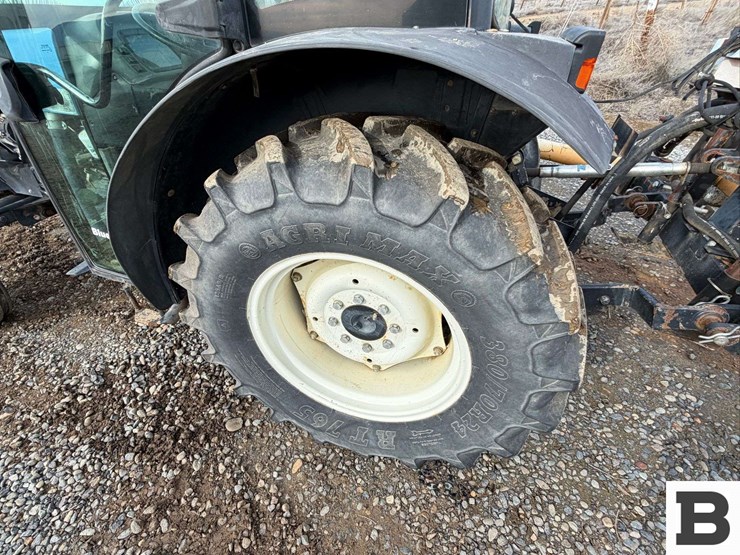 2008-new-holland-tn85fa-image-14