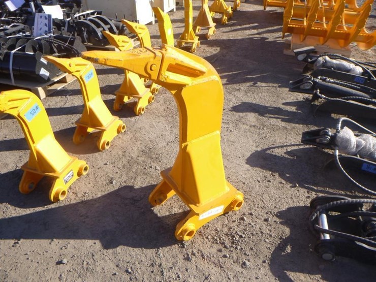 caterpillar-307-image-1