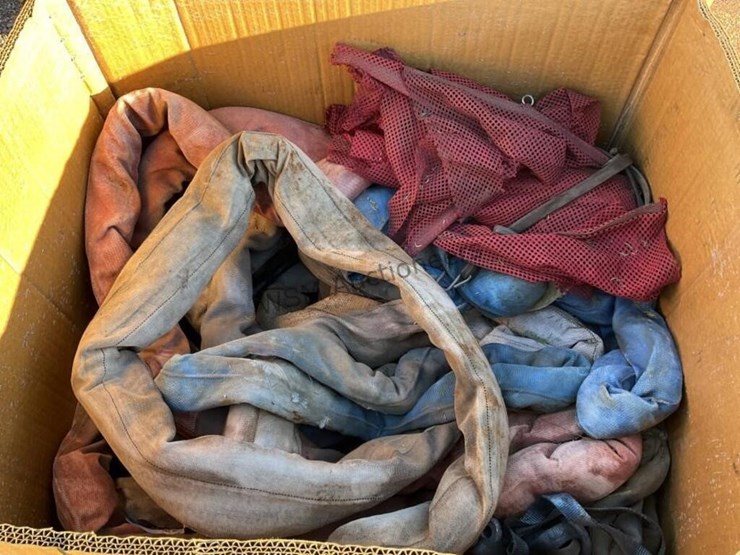 (2)-pallets-of-misc-image-5