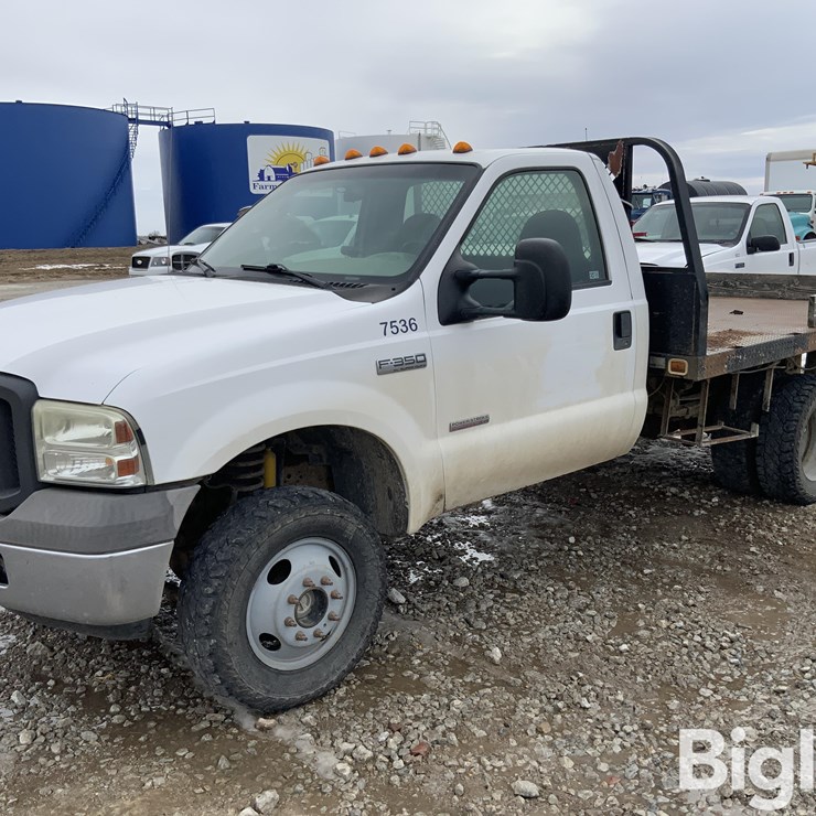 2005 FORD F350 XL