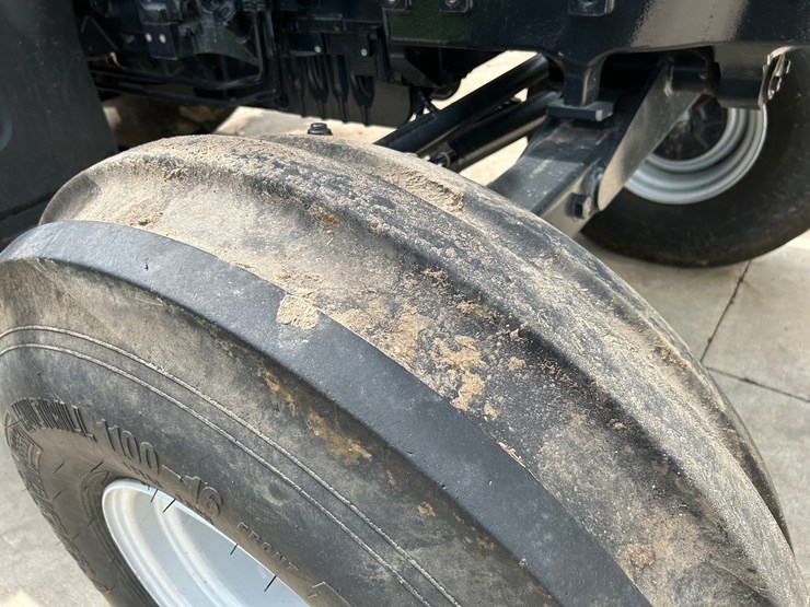 case-ih-125-image-14