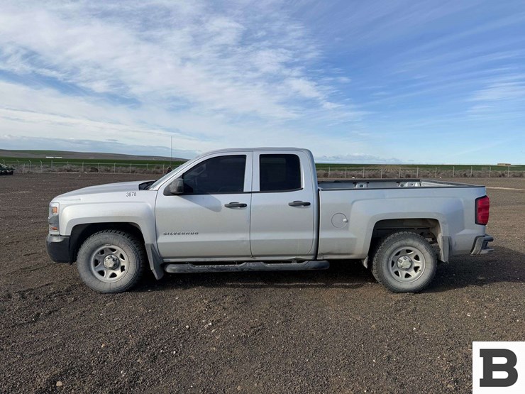 2018-chevrolet-silverado-1500-image-3