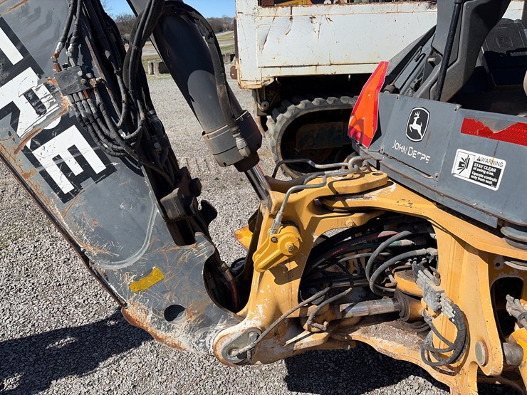 deere-310sj-image-14