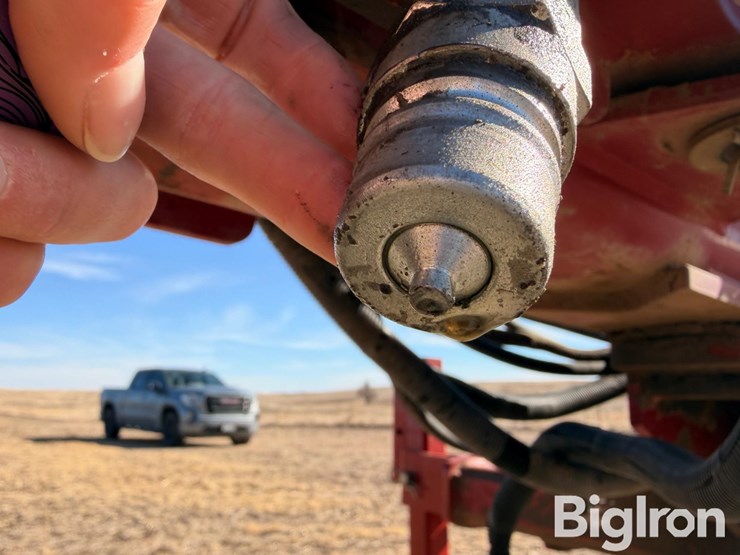 2009-case-ih-1250-image-11