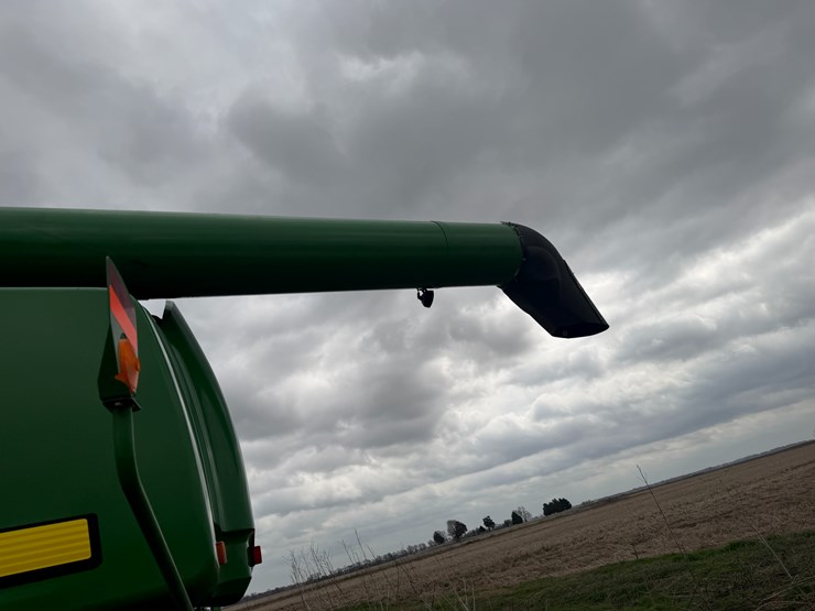 2009-john-deere-9670-sts-image-22