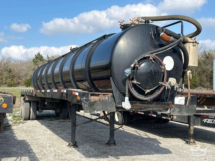 2011-troxell-vacuum-image-4