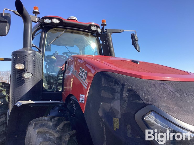 2022-case-ih-magnum-250-image-15