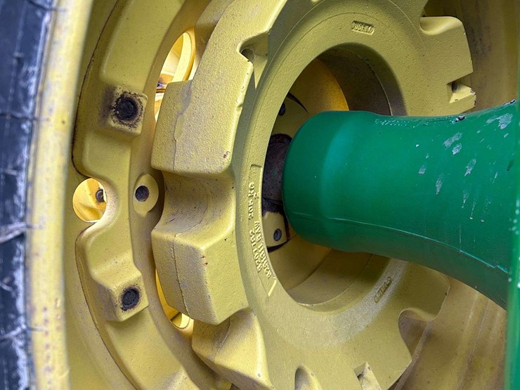 2007-john-deere-8230-image-25