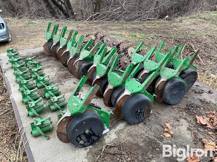 john-deere-1770-image-1