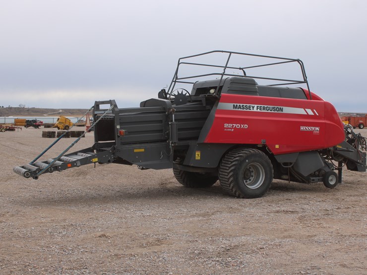 massey-ferguson-2270xd-image-7