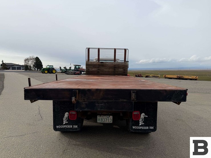 1976-international-loadstar-image-5