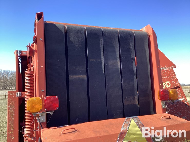 new-holland-644-image-18