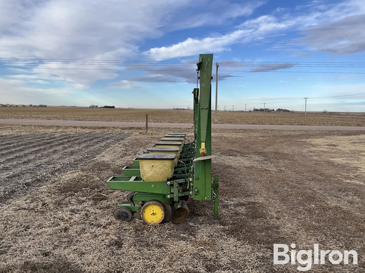 john-deere-7100-image-4