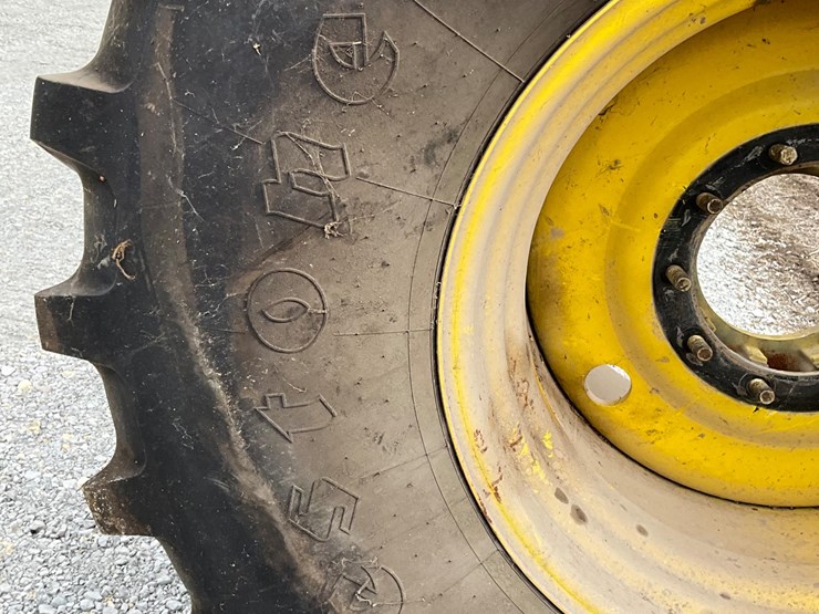 john-deere-10-image-12