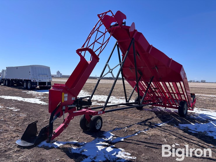 kuhns-norden-ae18-18-pack-small-square-bale-accumulator-image-1