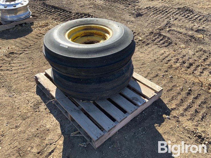 john-deere-10-image-1