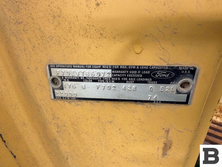 1974-ford-f700-image-22