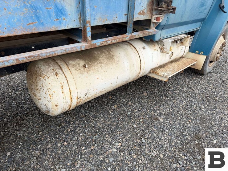 1992-ford-f700-image-20