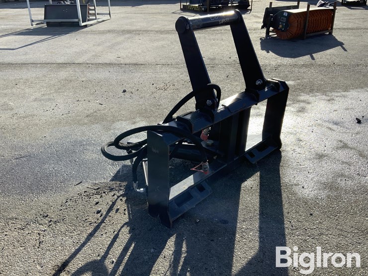 2024-massey-ferguson-730-image-7