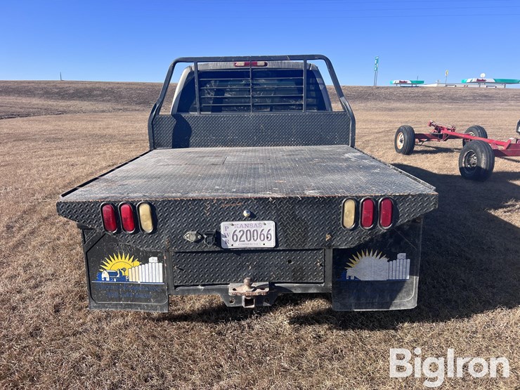 2003-chevrolet-silverado-2500-image-6
