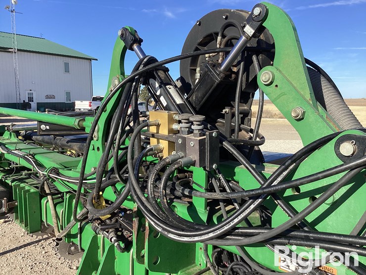 john-deere-1720-image-19