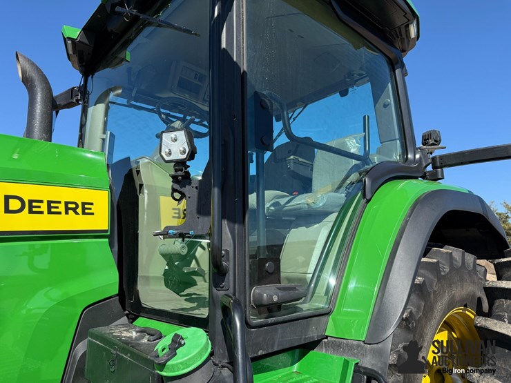 2022-john-deere-8r-280-image-11