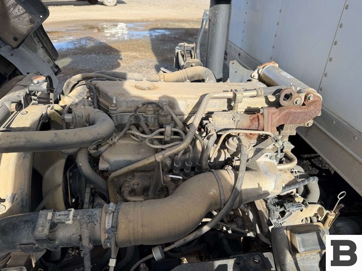 2005-isuzu-npr-image-27