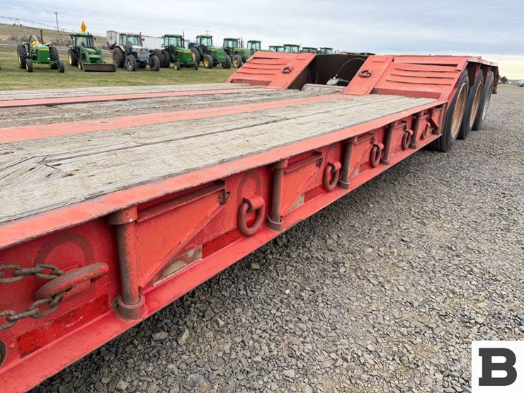 1991-witco-challenger-lowboy-trailer-image-22