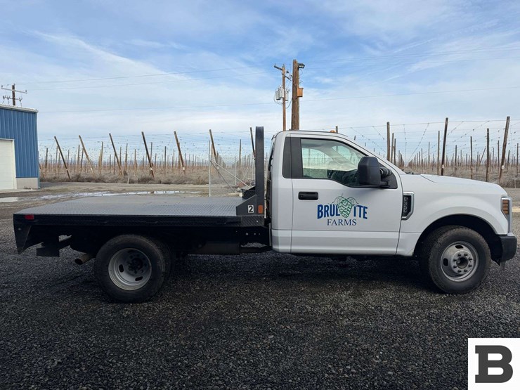 2019-ford-f350-image-9