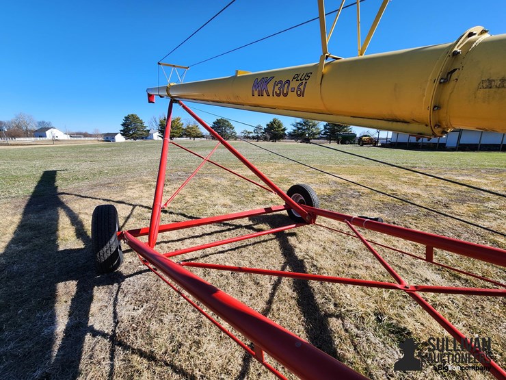 westfield-mk130-61-plus-13"x61'-swing-away-auger-image-12