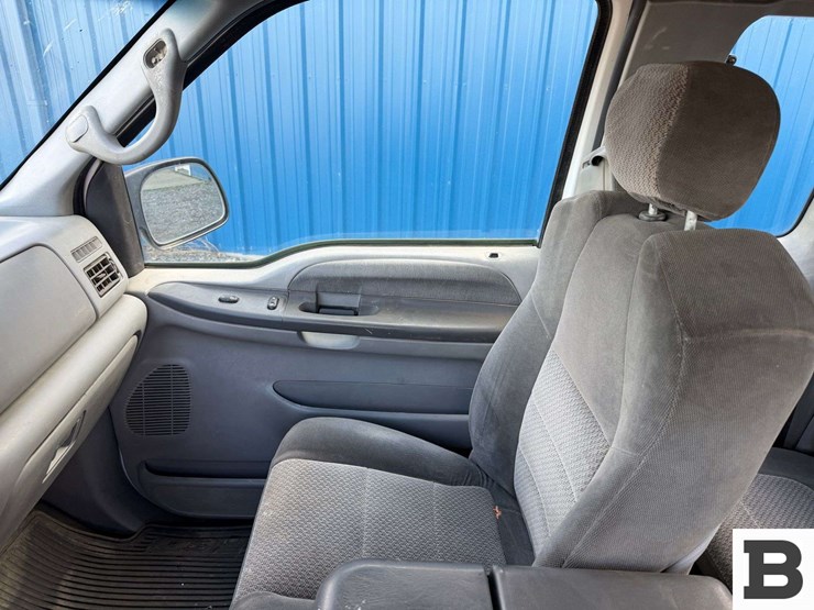 2002-ford-f250-image-26