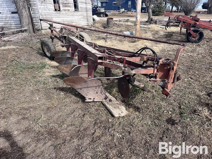 international-540-image-3