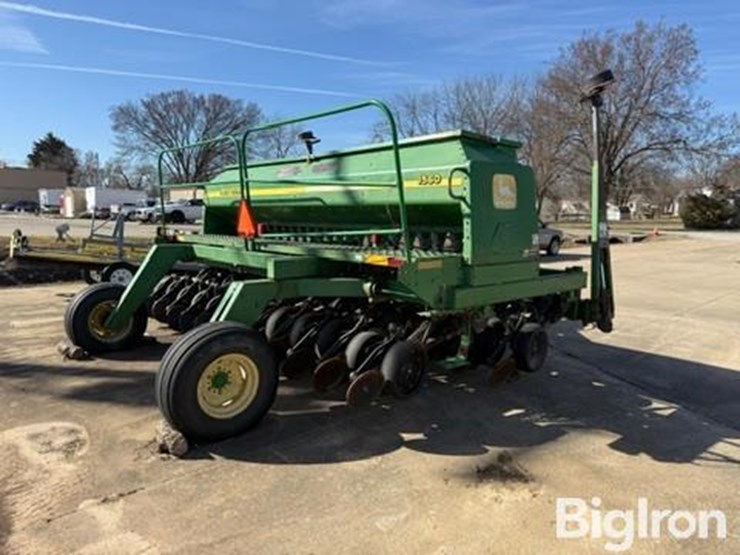 john-deere-1560-image-5