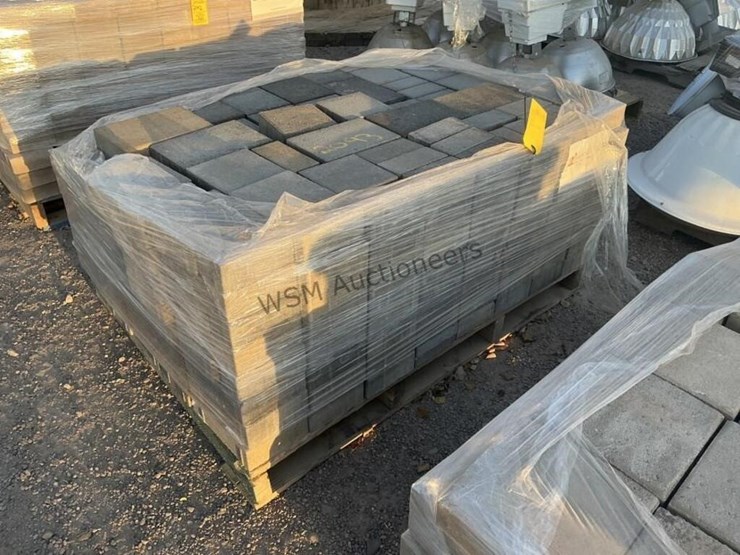 pallet-of-stone-pavers-image-1