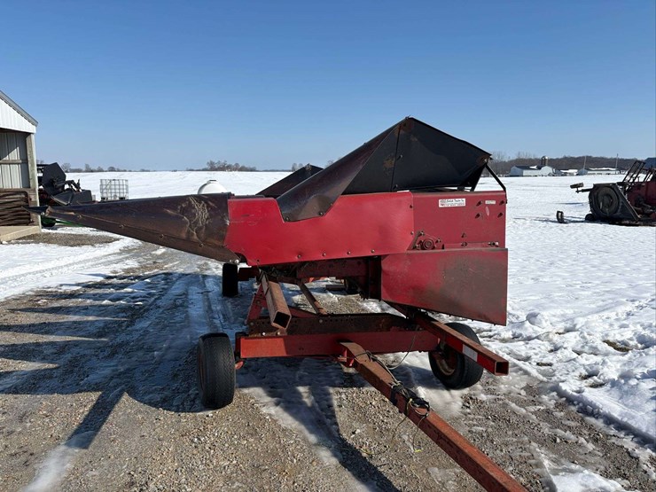 case-ih-1063-image-2