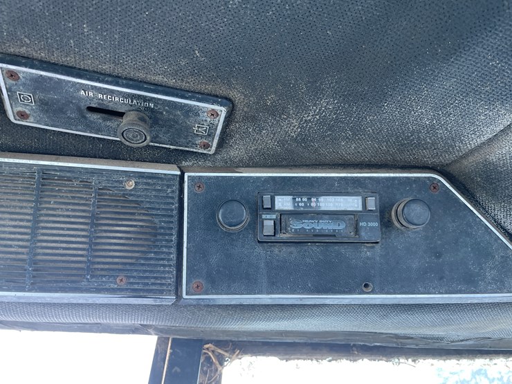 1980-international-1086-image-49