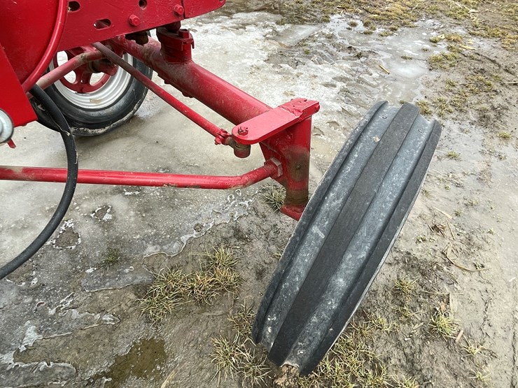 #3206-•-farmall-h-tractor-image-19