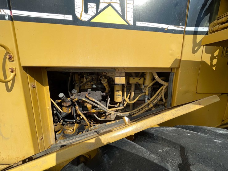 caterpillar-950f-image-36