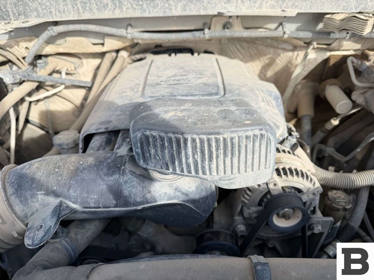 2017-chevrolet-silverado-3500-image-32