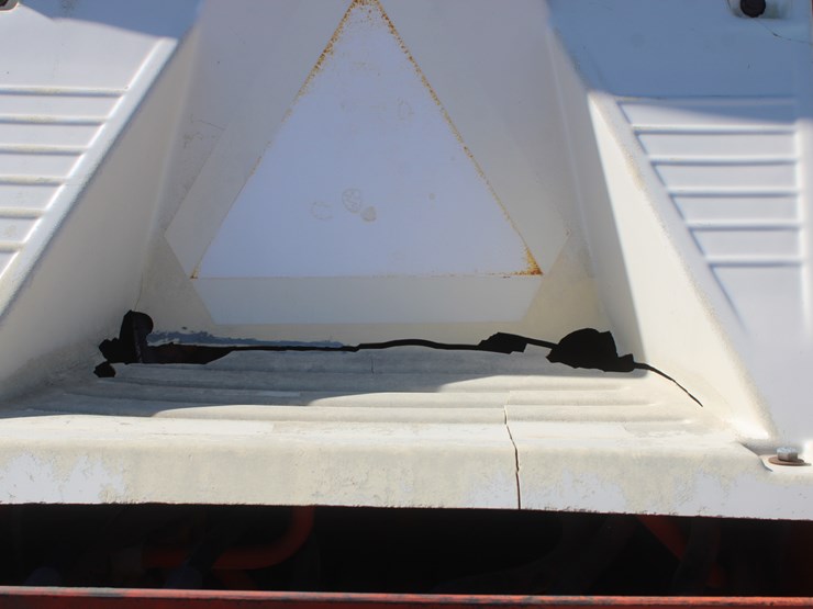 #1015-•-case-4490-tractor-image-39