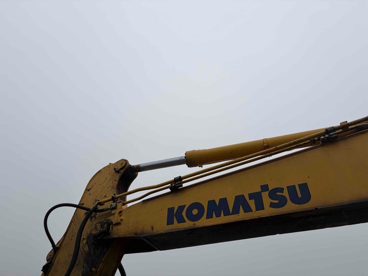 komatsu-pc228us-lc-image-6