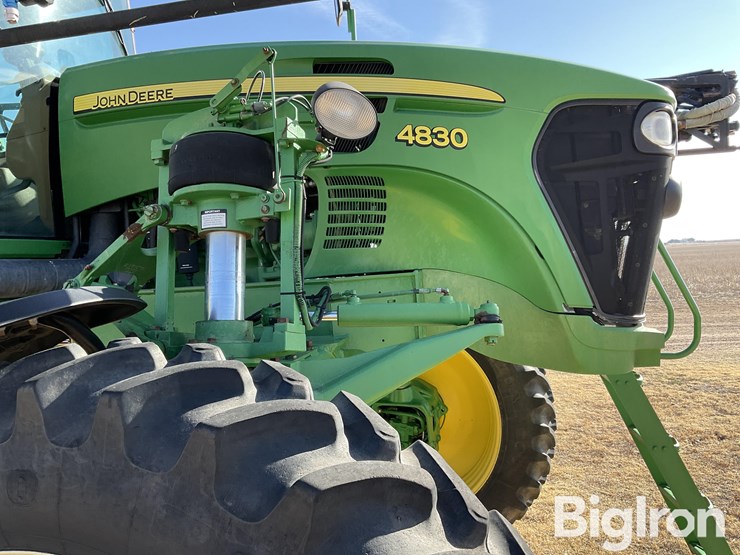 2010-john-deere-4830-image-14