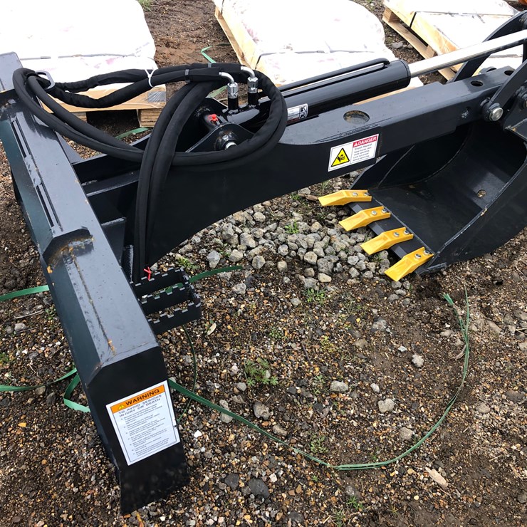 #15 • SKID STEER BACKHOE ATTACHMENT